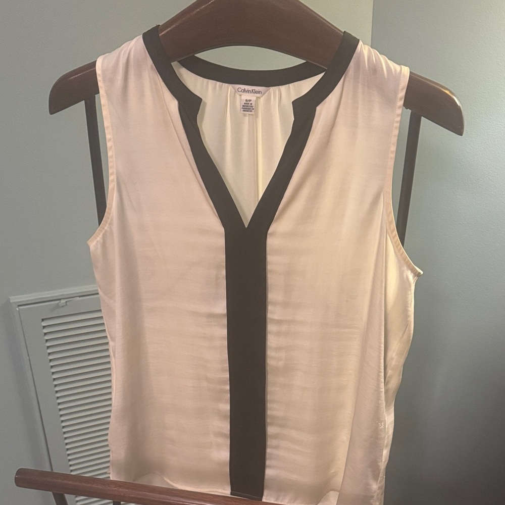 Calvin Klein Women's V-Neck Blouse - Cream and Black